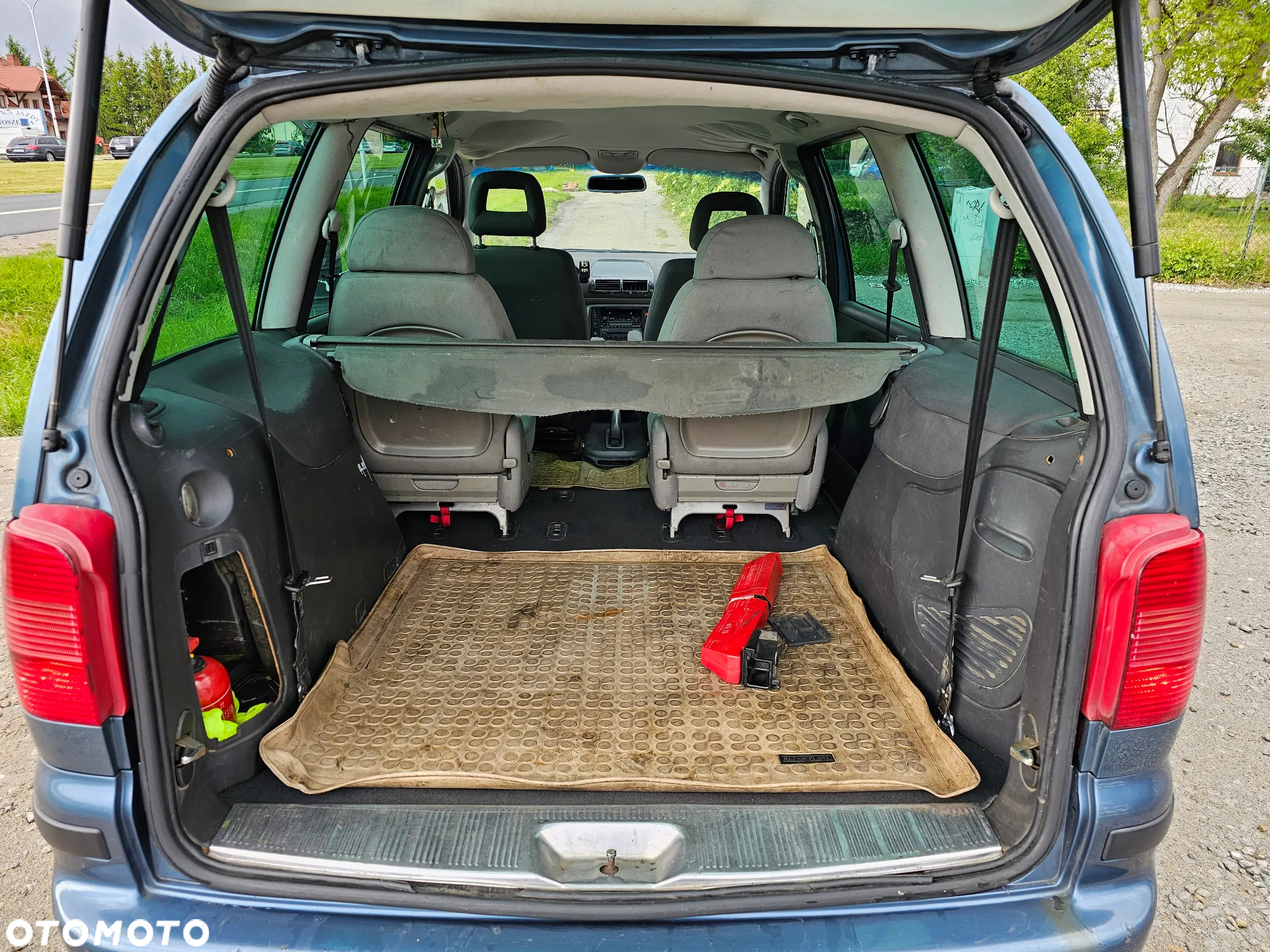 Volkswagen Sharan - 16