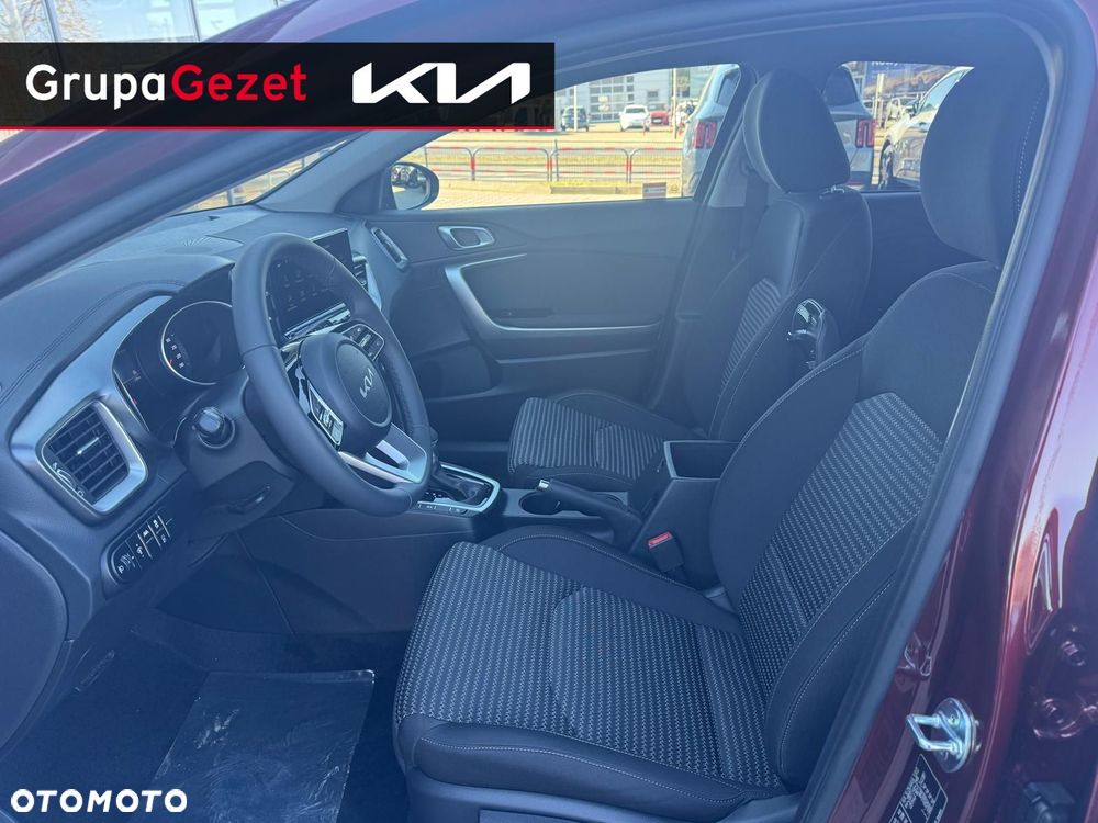 Kia XCeed 1.6 T-GDI M DCT - 13