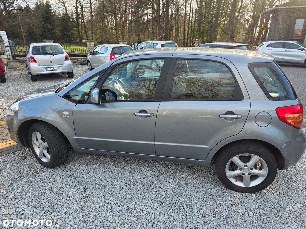 Suzuki SX4 1.9 DDiS DPF 4x2 Comfort - 3