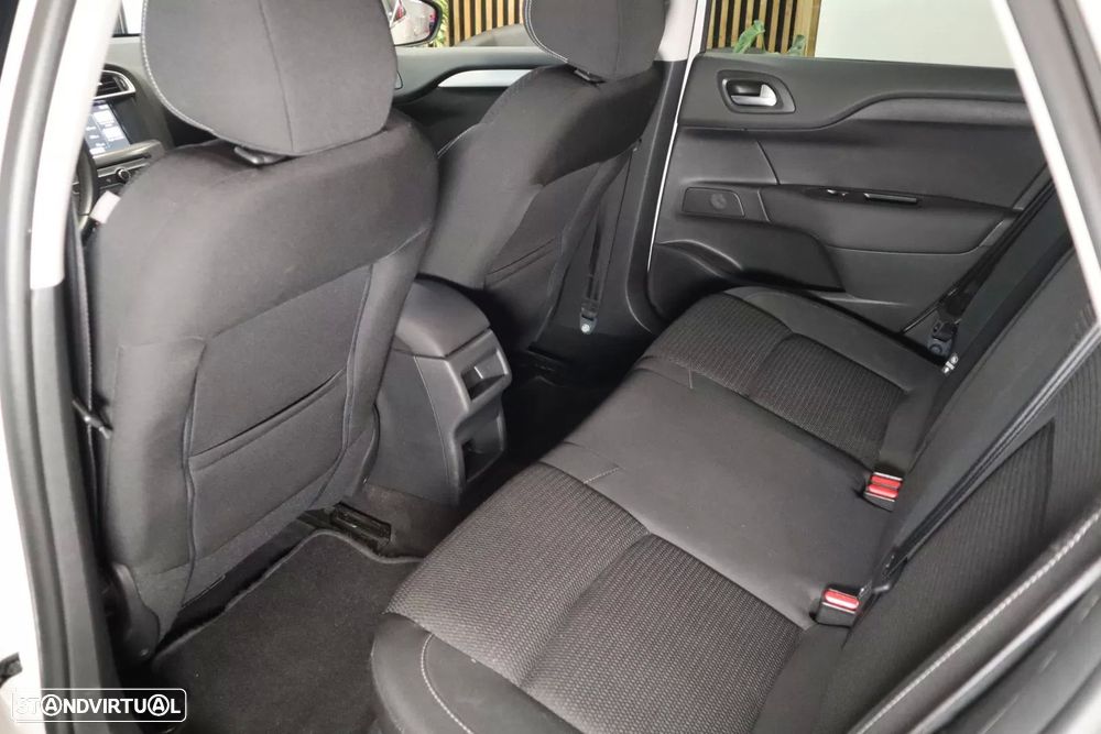 Citroën C4 1.6 BlueHDi Live - 16