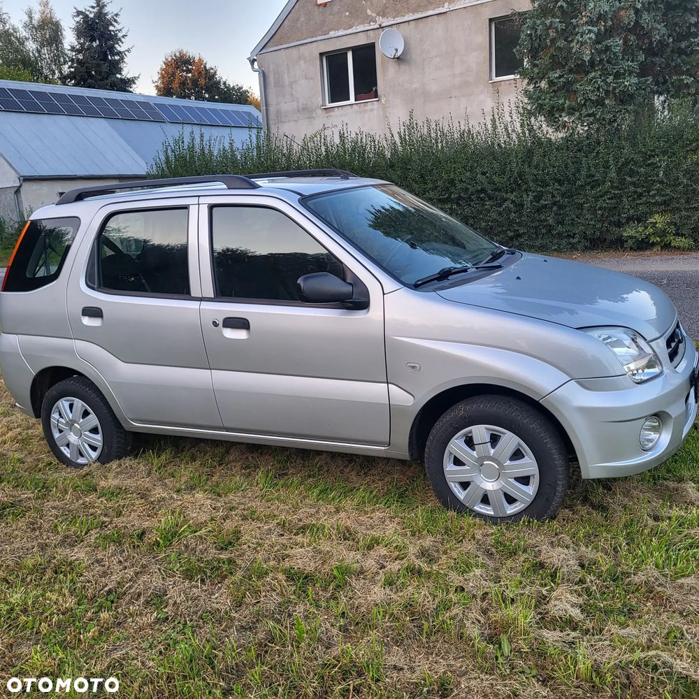 Subaru Justy - 4