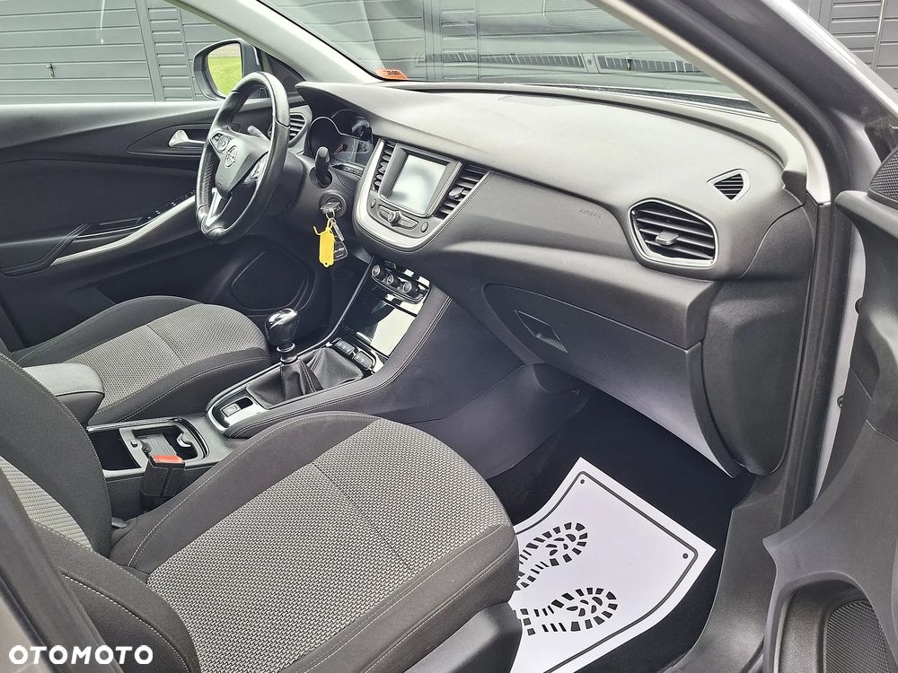 Opel Grandland X - 8