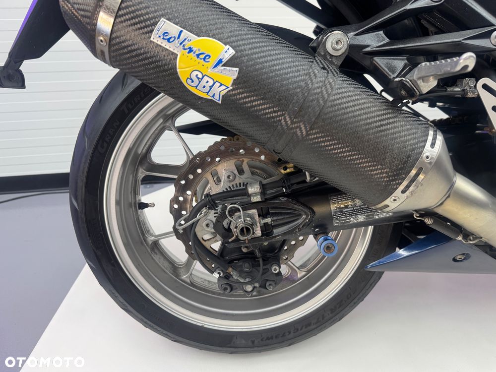 Kawasaki ZZR - 8