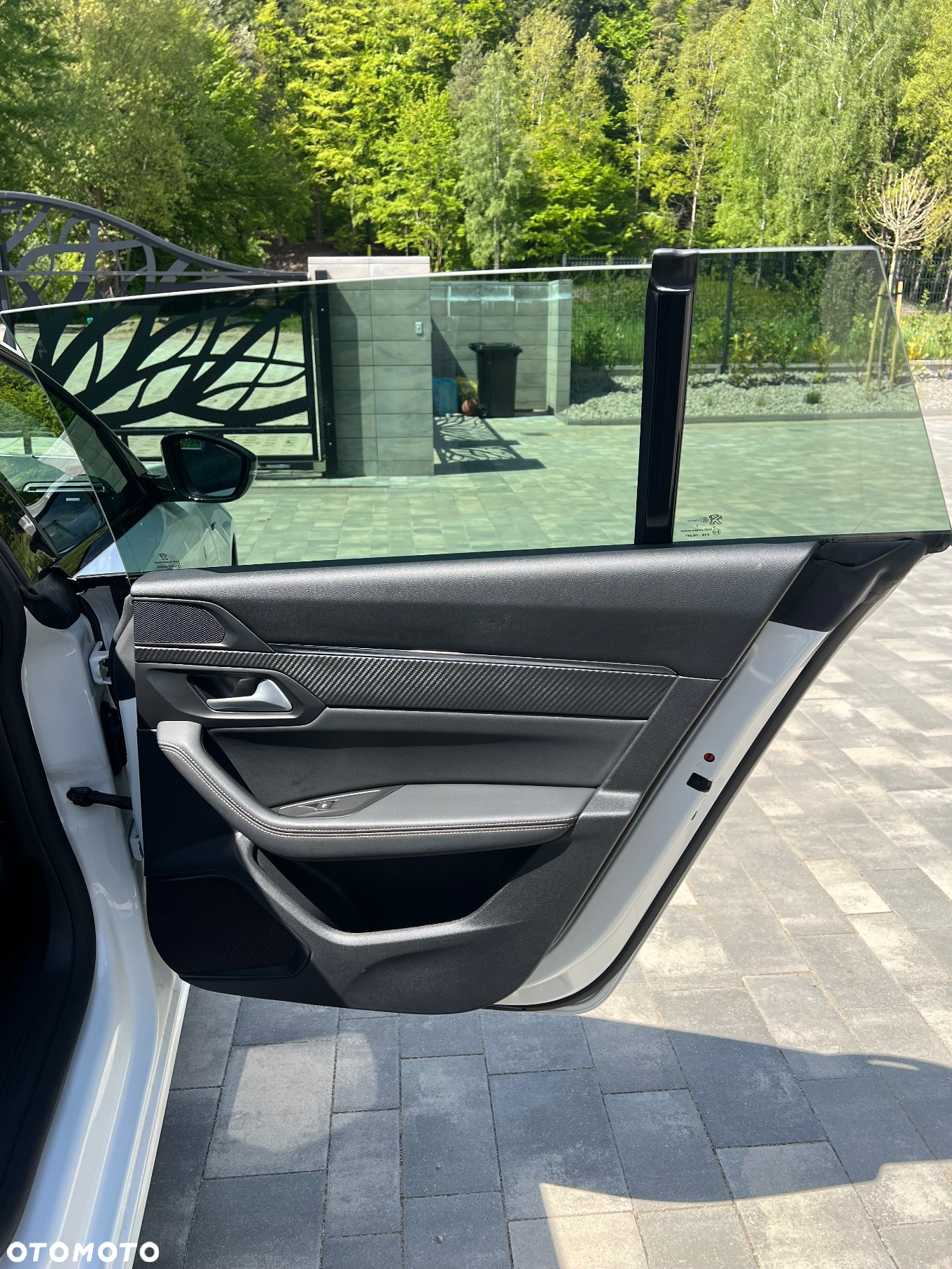 Peugeot 508 SW Plug-In Hybrid 225 e-EAT8 GT - 14