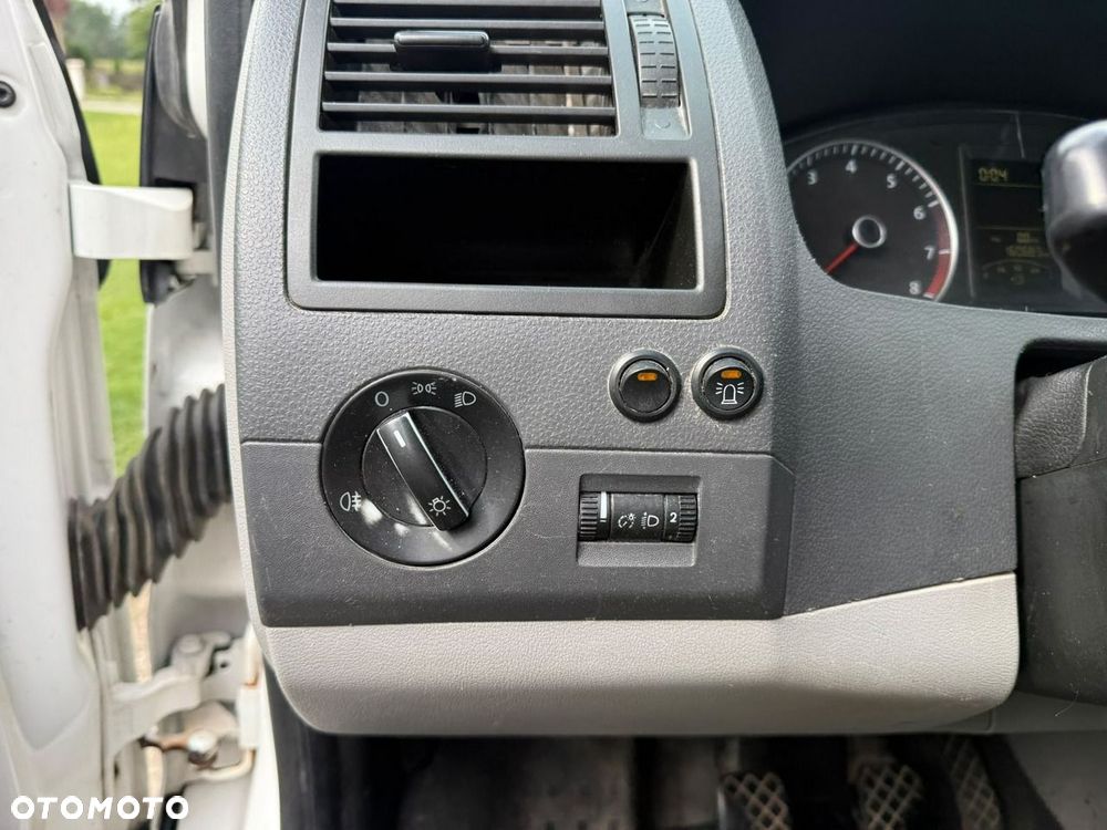 Volkswagen Transporter - 15