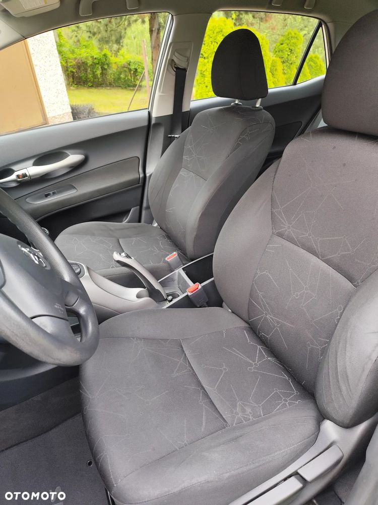 Toyota Auris - 9