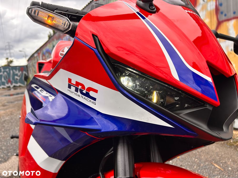 Honda CBR - 1
