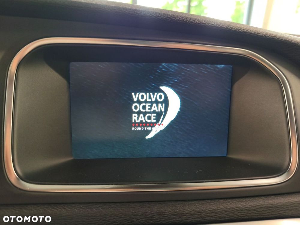 Volvo V40 D3 Ocean Race - 9