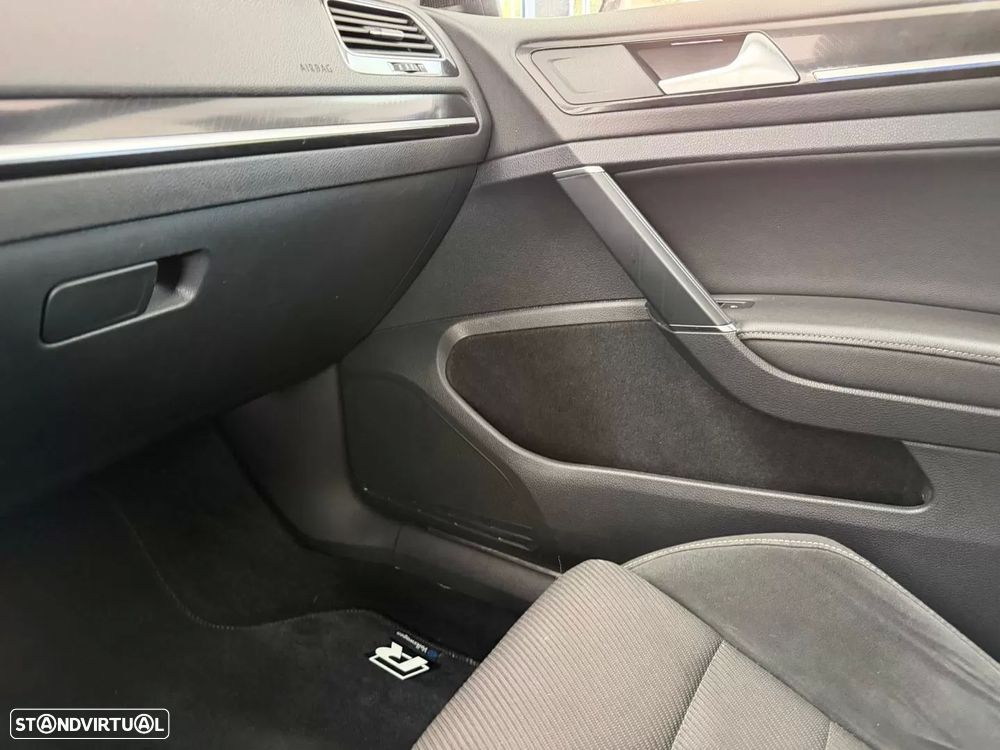 VW Golf 2.0 TSI R DSG - 18