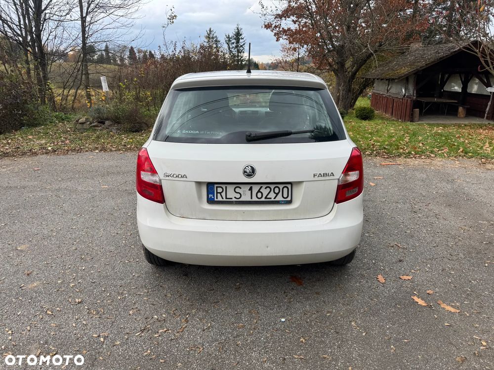 Skoda Fabia 1.4 16V Elegance Plus - 4