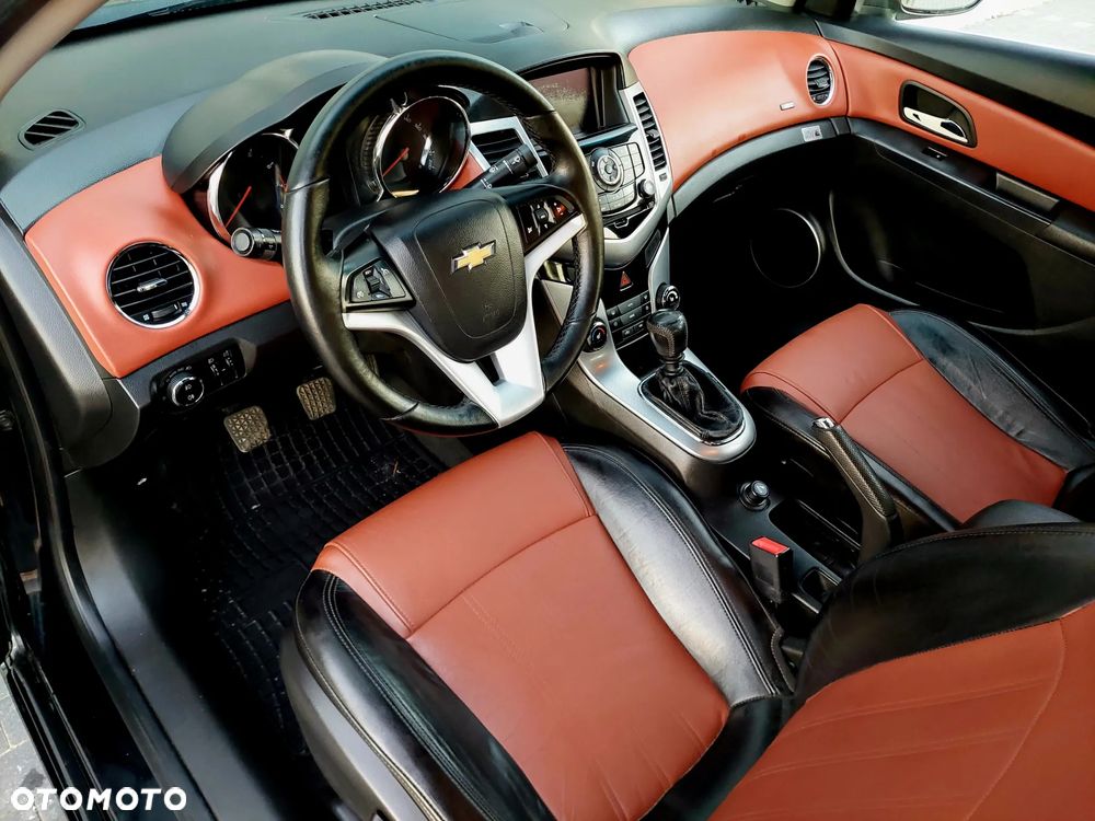 Chevrolet Cruze 1.8 LTZ - 12