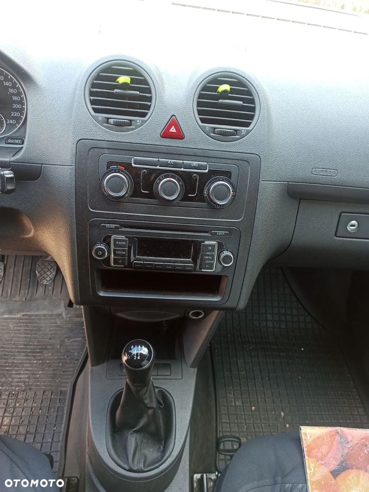 Volkswagen Caddy - 4