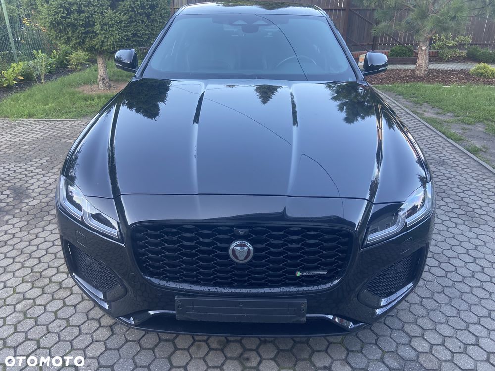 Jaguar XF D200 R-Dynamic HSE - 1