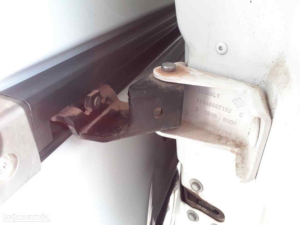 SUPORTE GUIA PORTA CORREDOR DACIA DOKKER - 1