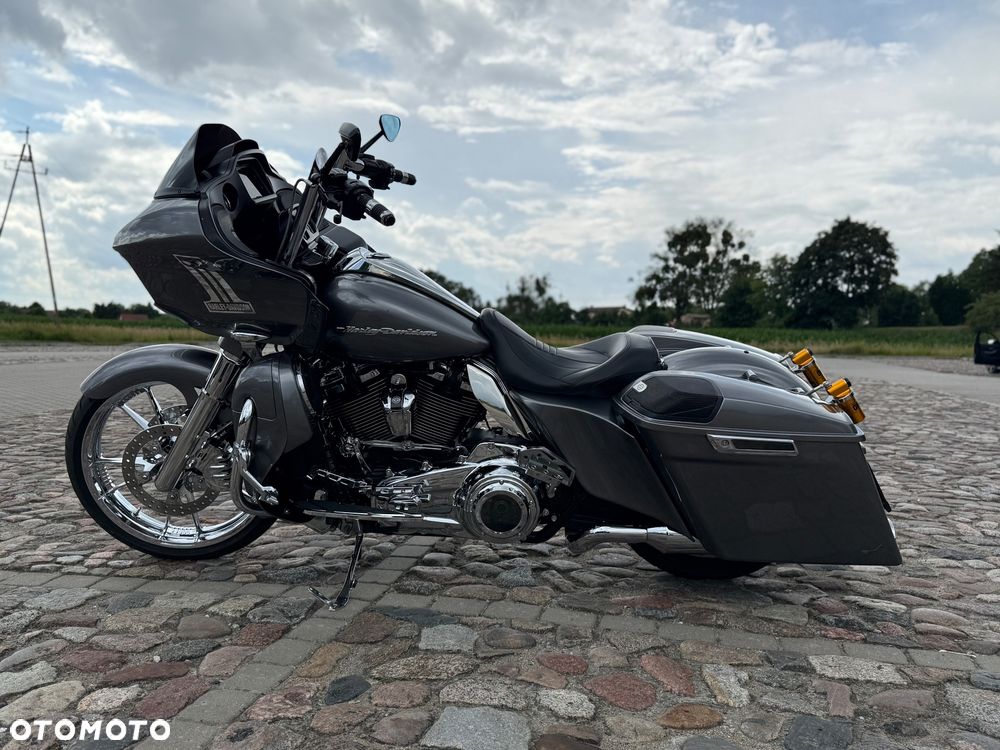 Harley-Davidson Touring Road Glide - 7
