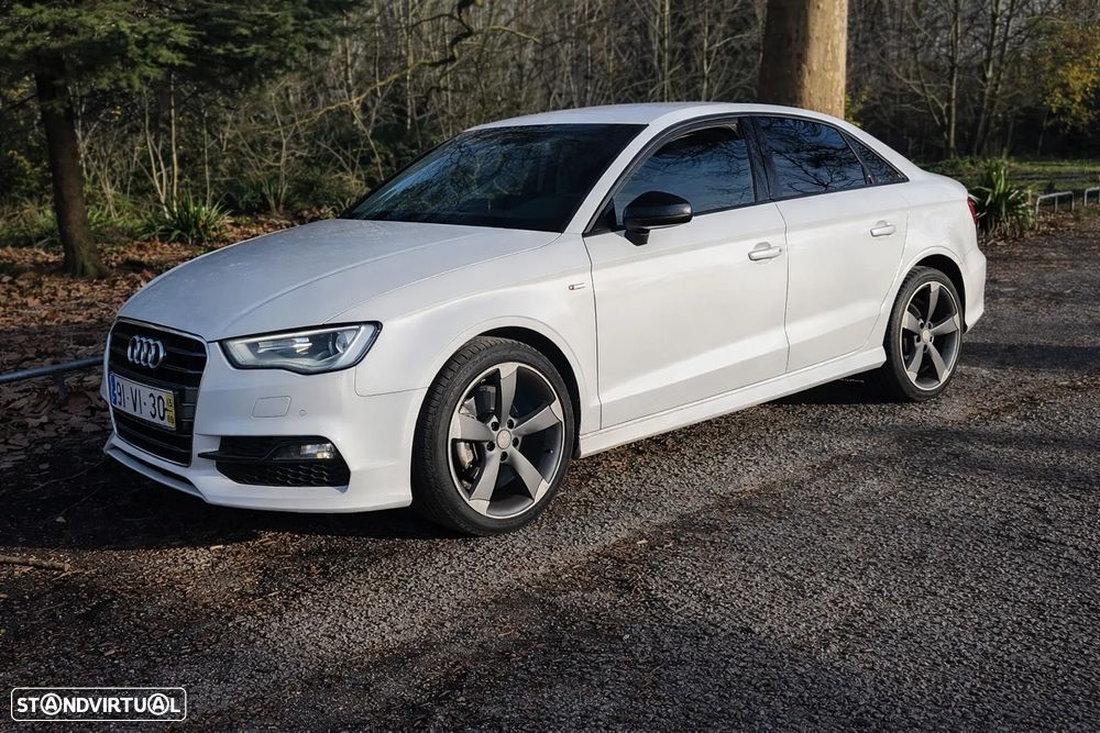 Audi A3 Limousine 1.6 TDI S-line - 2