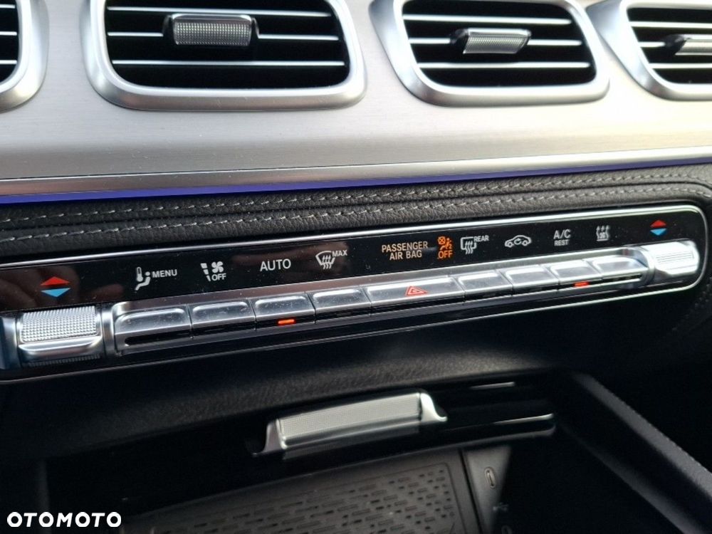 Mercedes-Benz GLE - 30