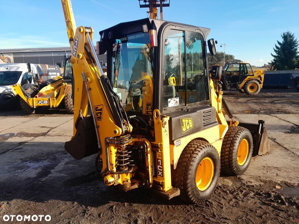JCB 1CX - 9