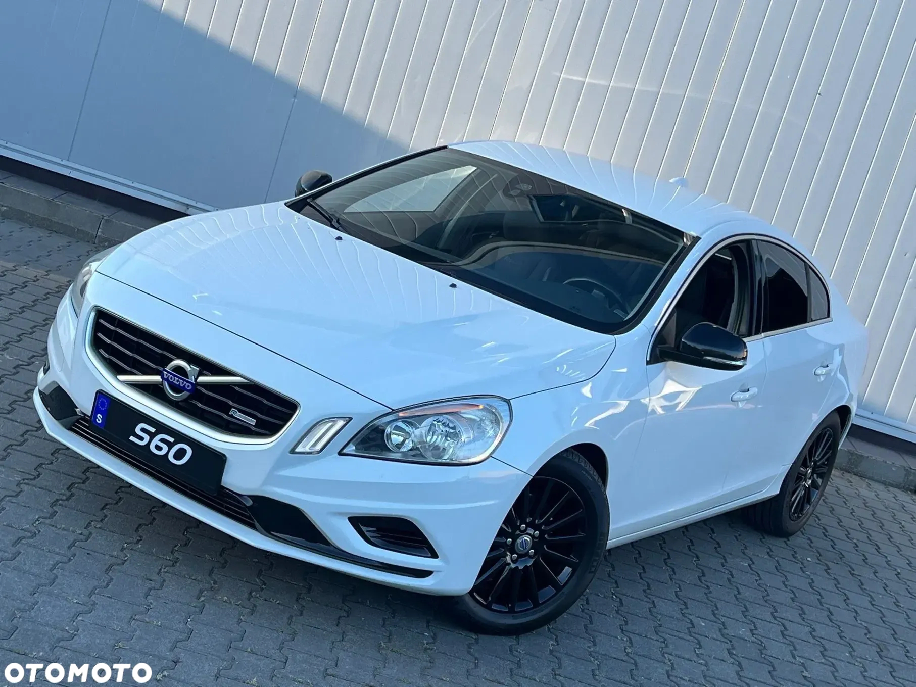 Volvo S60 D5 R-Design Summum - 8