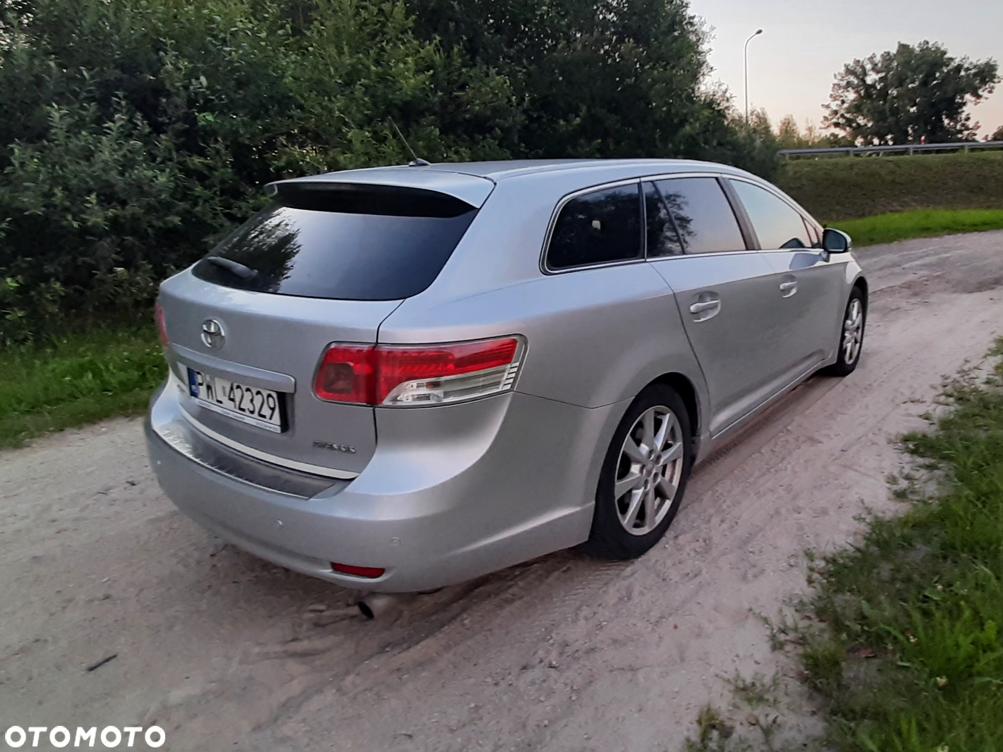Toyota Avensis Combi 1.8 Comfort - 2