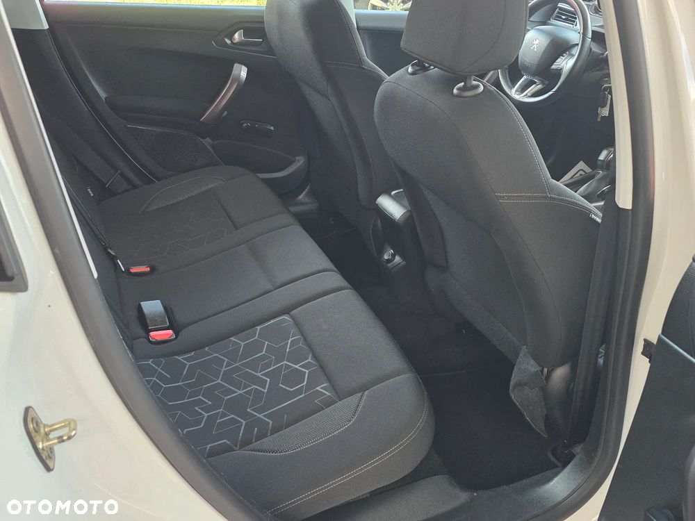 Peugeot 2008 - 20