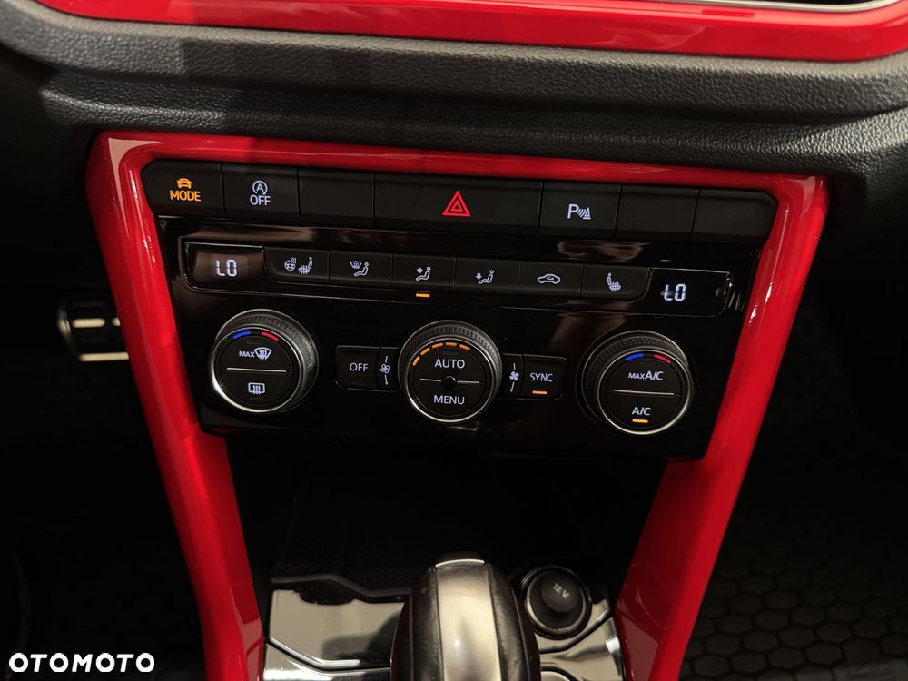Volkswagen T-Roc - 25