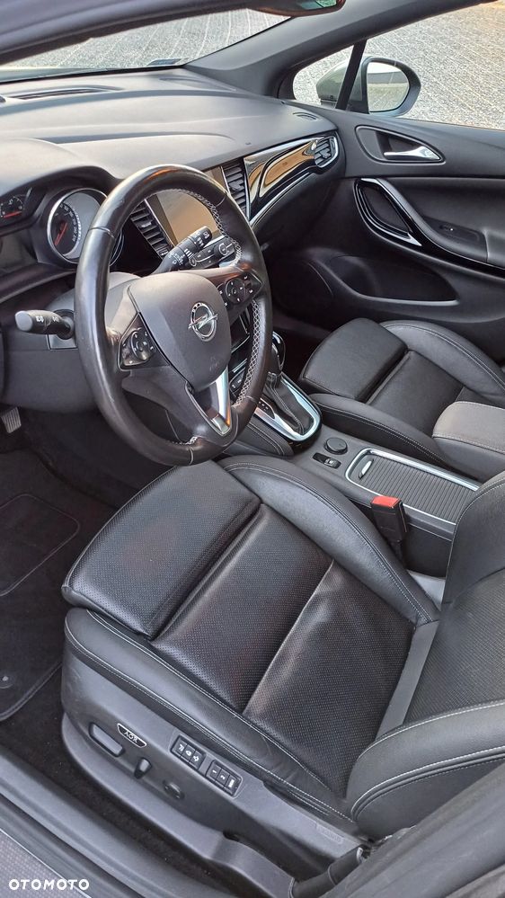 Opel Astra 1.6 T Dynamic S&S - 9