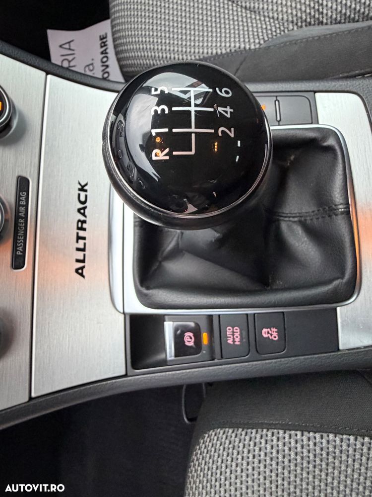 Volkswagen Passat 2.0 TDI BlueMotion Technology Highline - 25