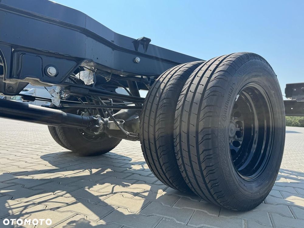 Mercedes-Benz Sprinter 519 cdi 4325 mm. - 13