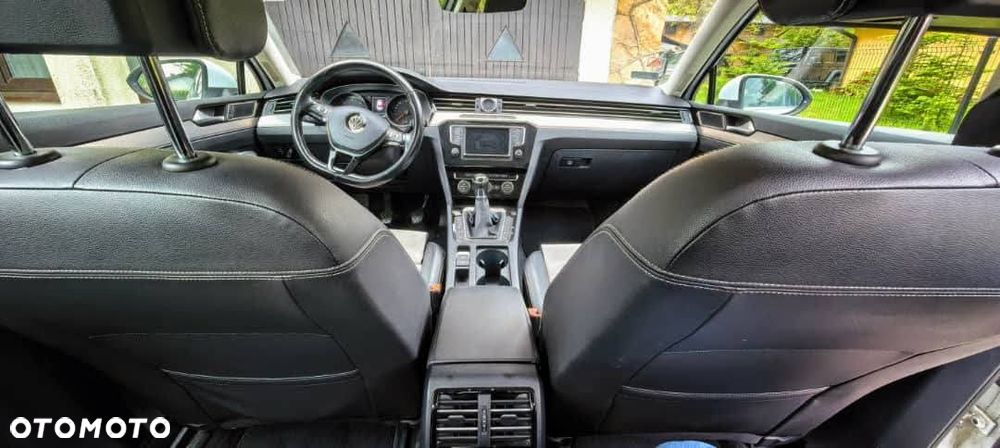 Volkswagen Passat 2.0 TDI BMT 4Mot Highline - 3