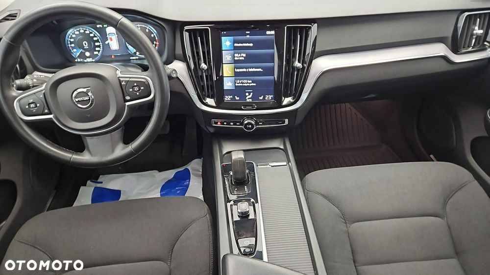 Volvo V60 B3 B Momentum Pro - 13