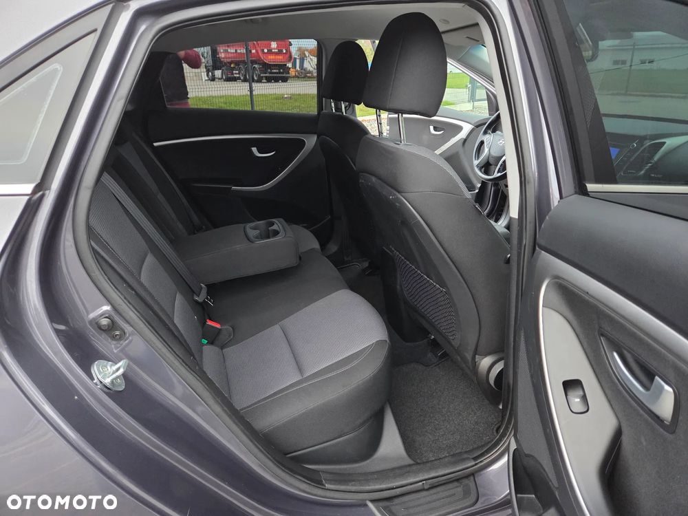 Hyundai i30 1.6 CRDI Select - 17