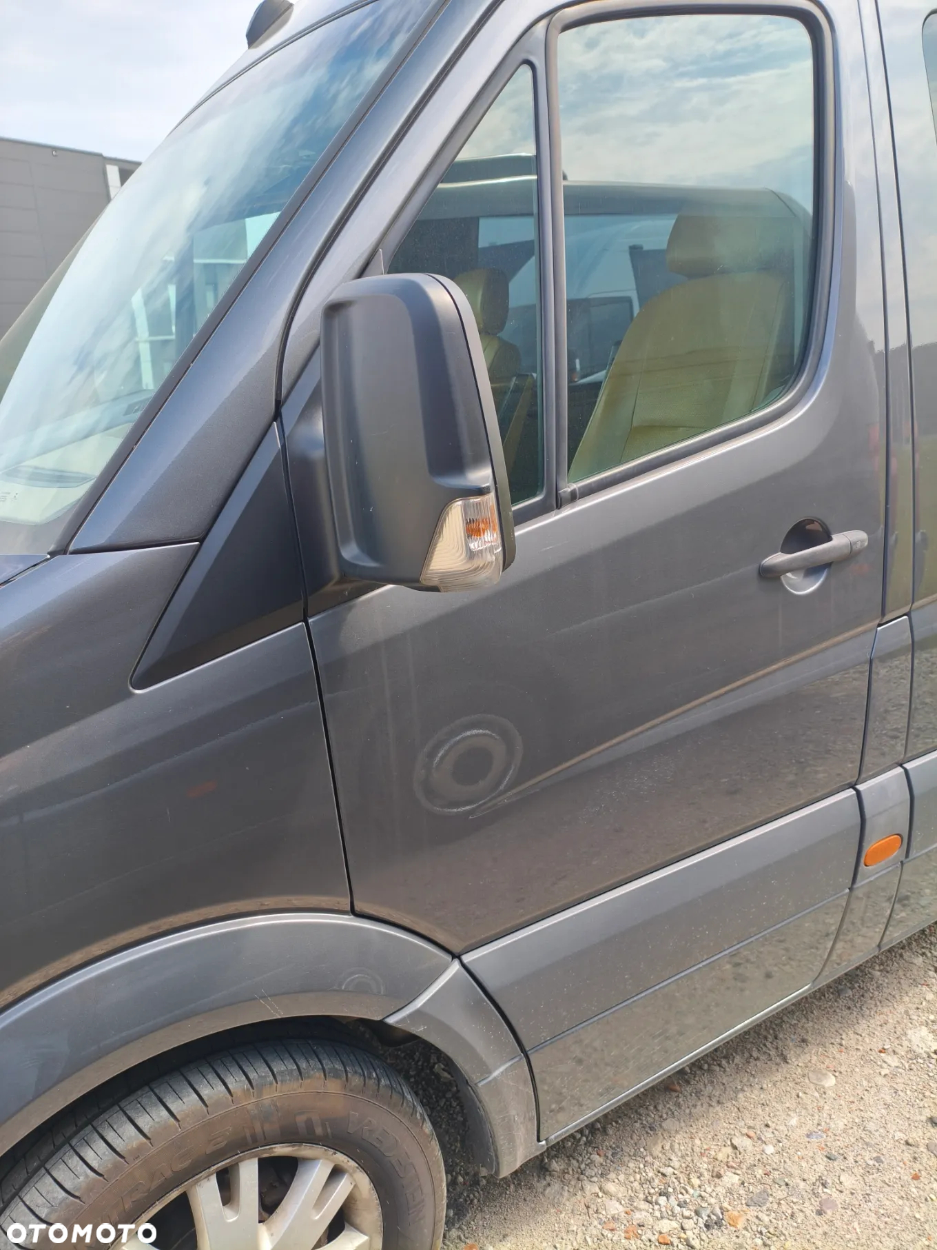 Mercedes-Benz Sprinter - 2