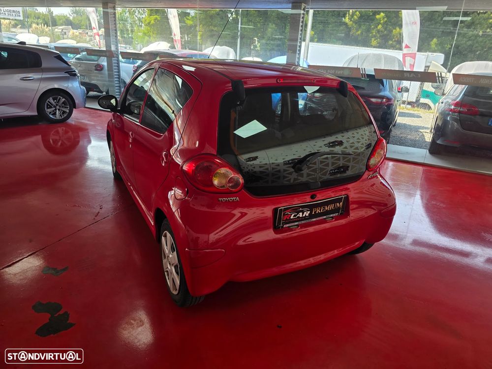 Toyota Aygo 1.0 + AC - 6