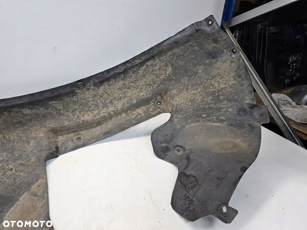 NADKOLE PRAWY PRZÓD AUDI A3 8P 8P0821172E - 1