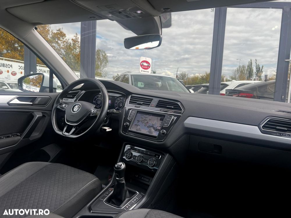 Volkswagen Tiguan - 6