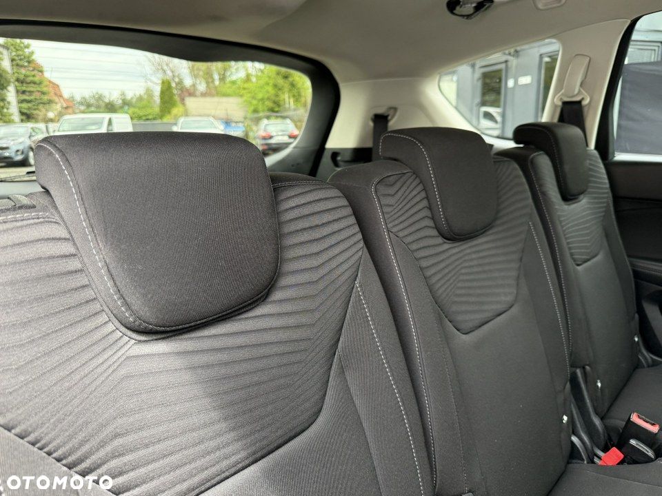 Ford S-Max 2.0 TDCi Titanium - 34