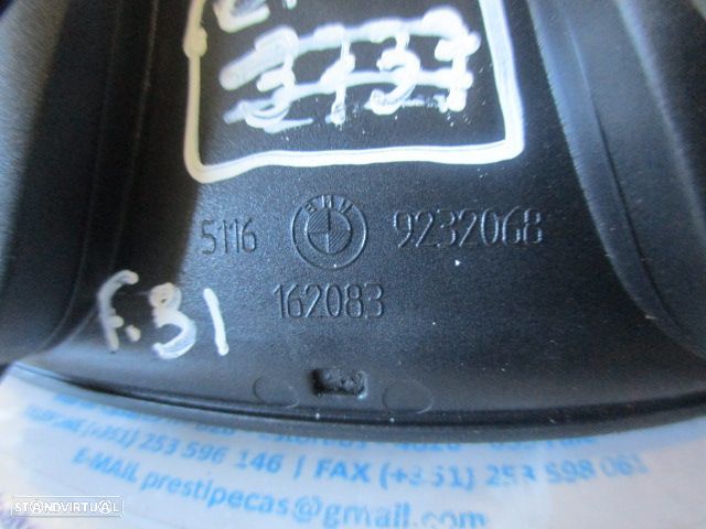 Grelha Friso 51169232068 9232068 BMW F31 2014 320D 163CV 5P CINZA MEIO INTERIOR Consola Central Porta Copos - 3