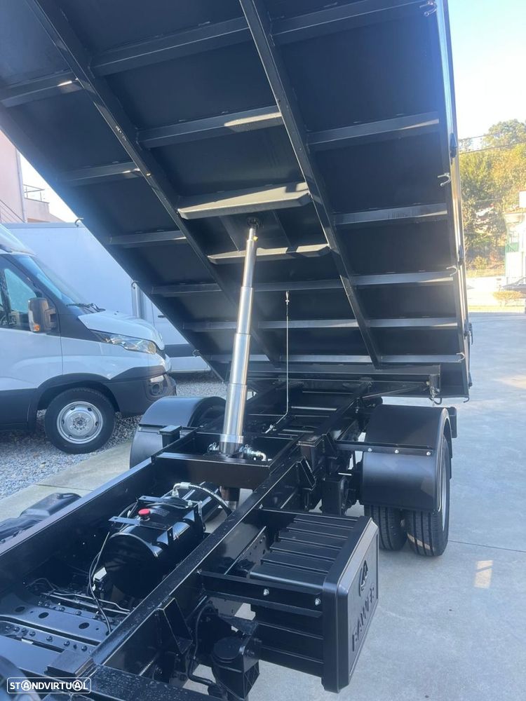 Mitsubishi Fuso Canter Tri-basculante - 10