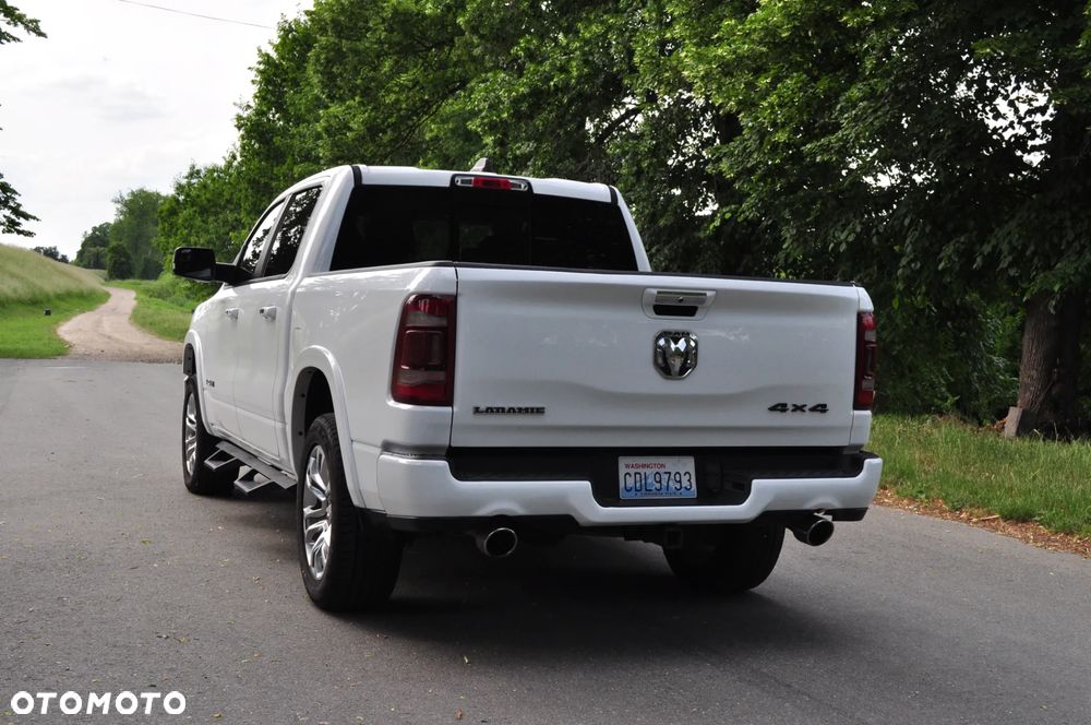RAM 1500 5.7 Crew Cab Laramie - 6