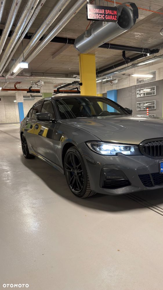 BMW Seria 3 330i xDrive - 5