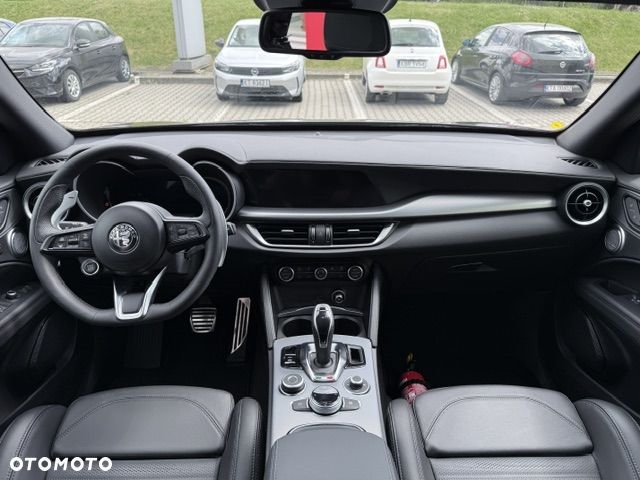 Alfa Romeo Stelvio 2.0 Turbo Veloce Q4 - 10