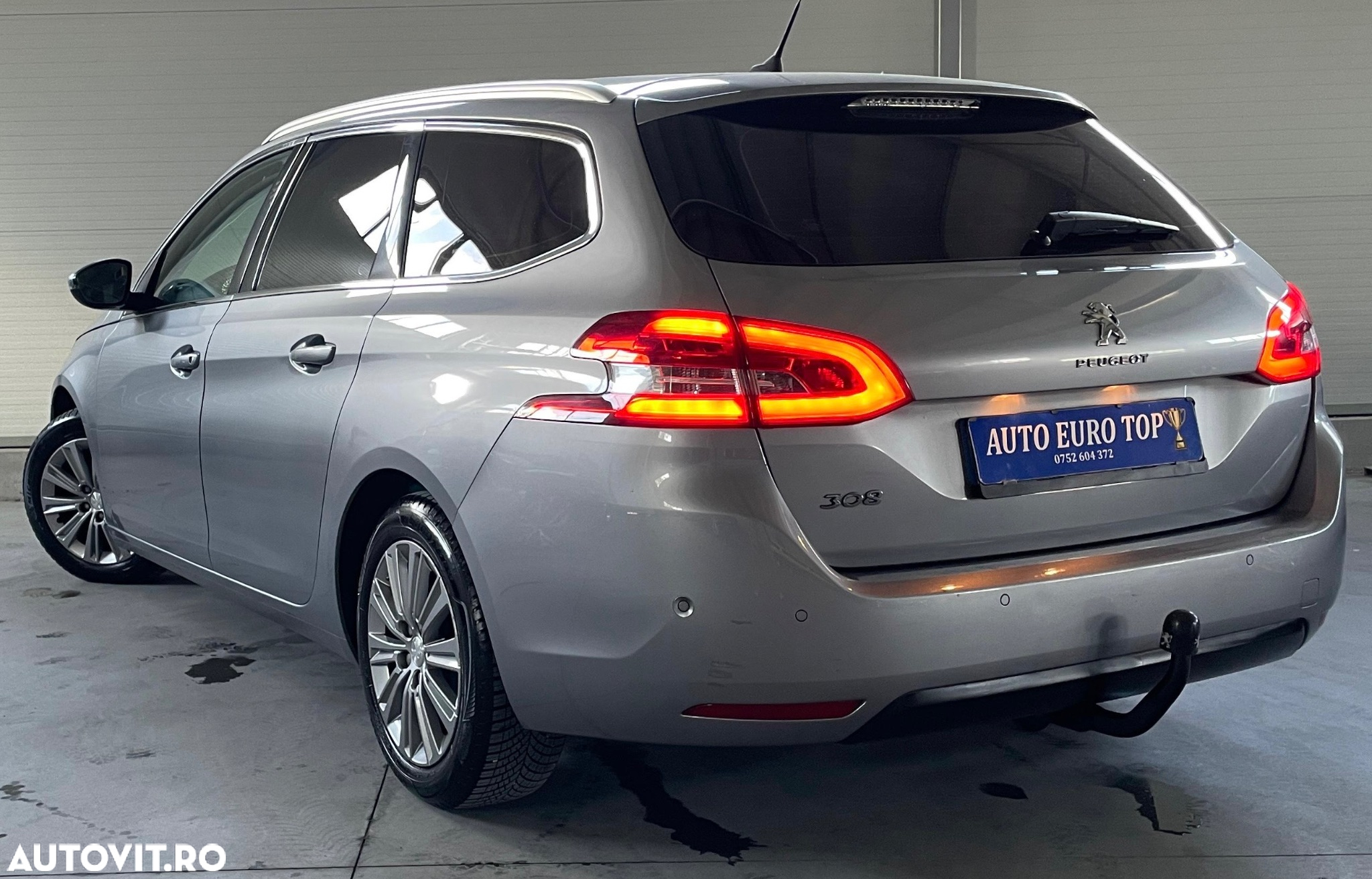 Peugeot 308 1.2L PureTech S&S BVM6 Allure Pack - 11
