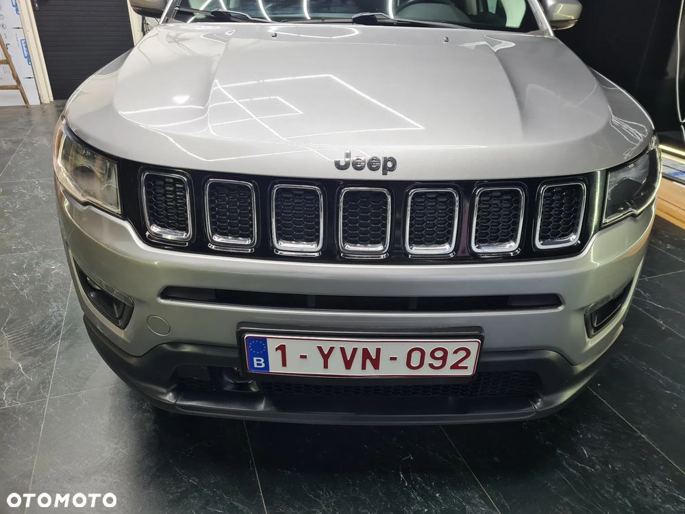 Jeep Compass 1.4 MultiAir Longitude - 25