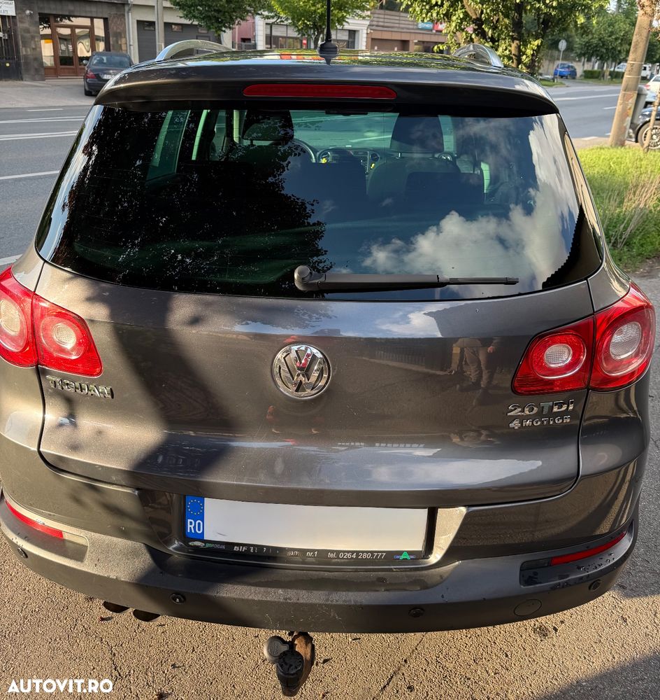 Volkswagen Tiguan 2.0 TDI 4Motion Track & Field - 3