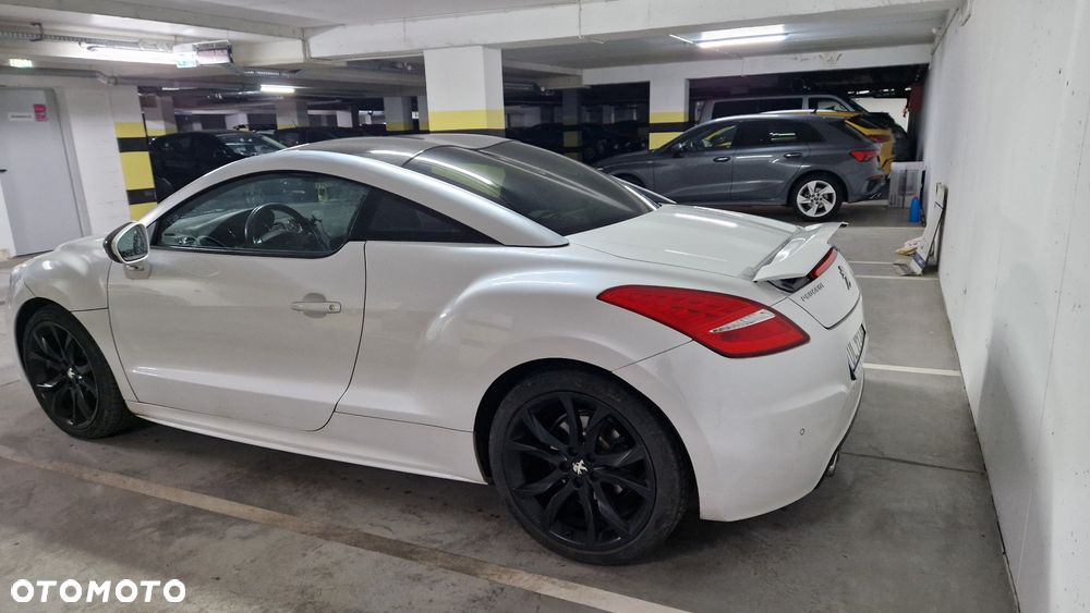 Peugeot RCZ - 4