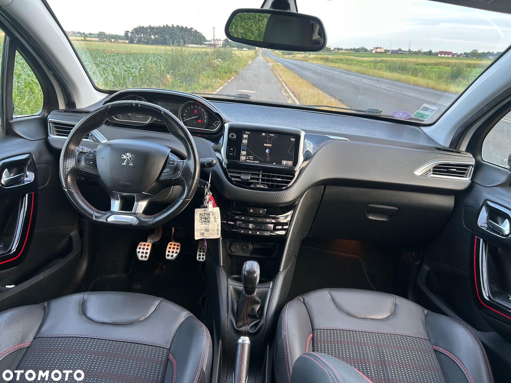 Peugeot 208 1.2 PureTech Allure S&S - 12