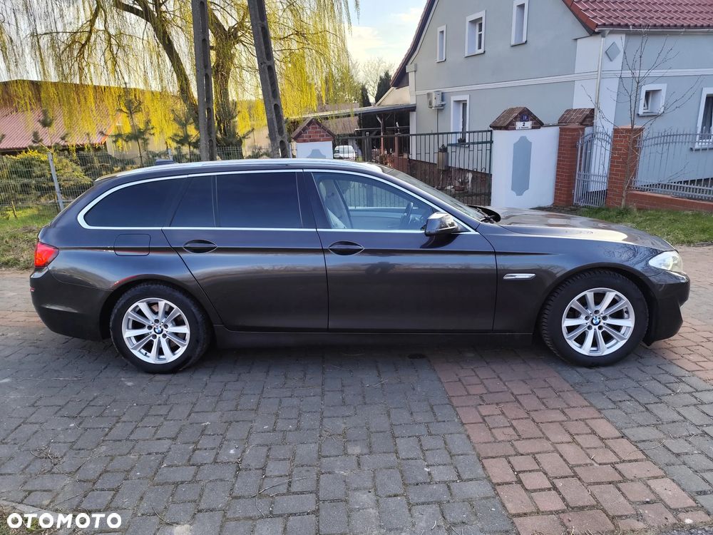BMW Seria 5 530d Blue Performance - 4
