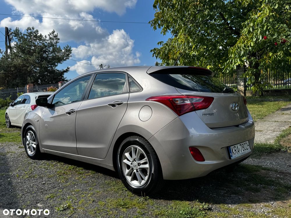 Hyundai i30 1.4 Classic + - 5