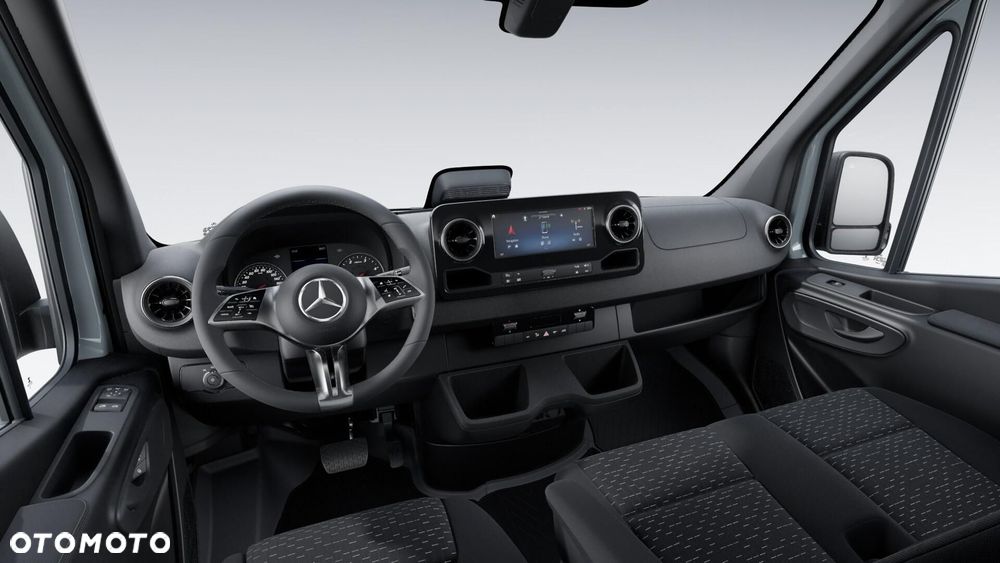 Mercedes-Benz Sprinter - 4